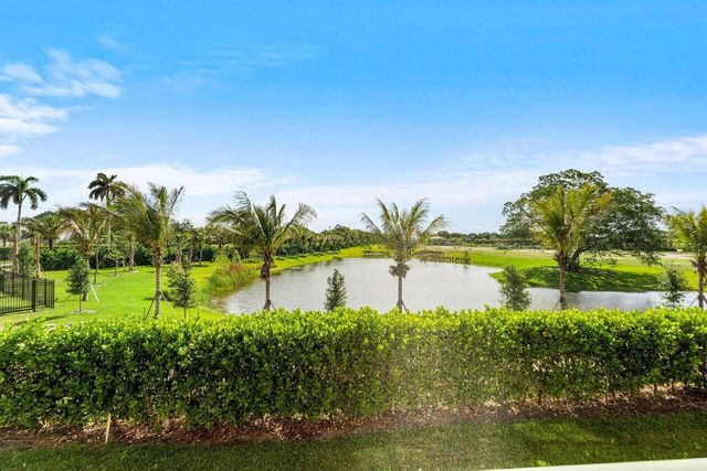 11750 St Andrews Place 202, Wellington, FL 33414