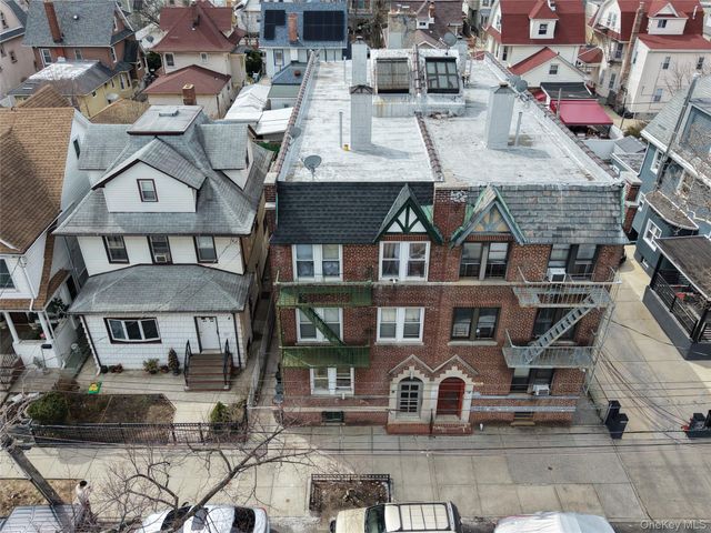 8732 114th Street, Richmond Hill, NY 11418