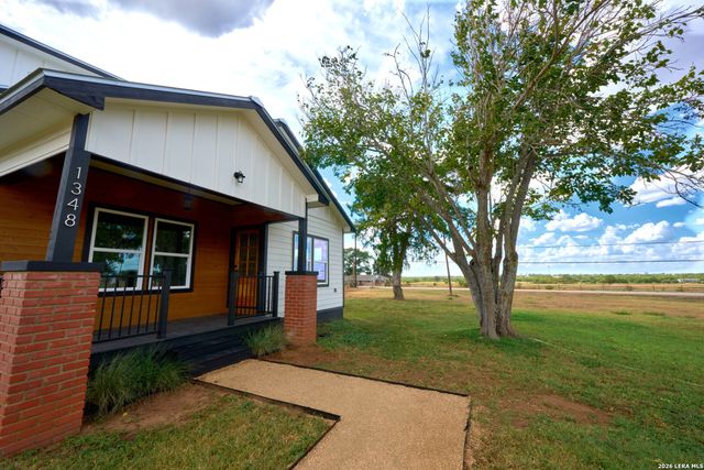1348 PITTMAN RD, St Hedwig, TX 78152