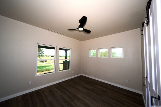 1348 PITTMAN RD, St Hedwig, TX 78152