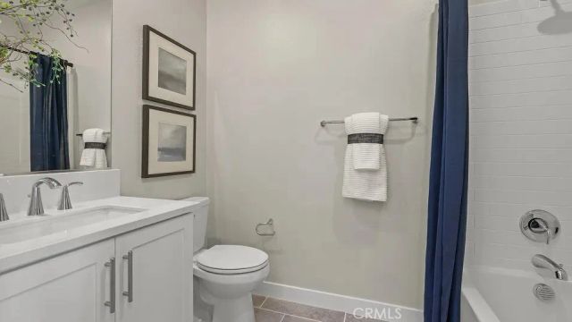430 Glory Avenue, Rancho Mission Viejo, CA 92694