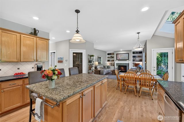 7601 127th Street Ct E, Puyallup, WA 98373
