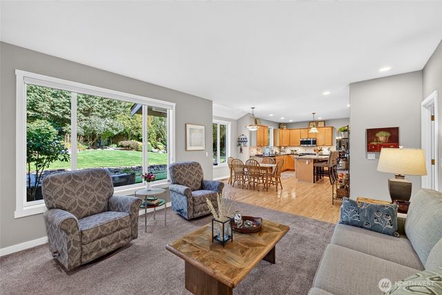 7601 127th Street Ct E, Puyallup, WA 98373