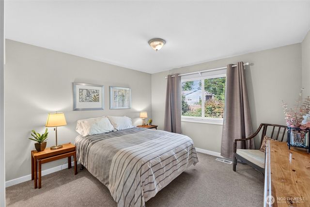 7601 127th Street Ct E, Puyallup, WA 98373