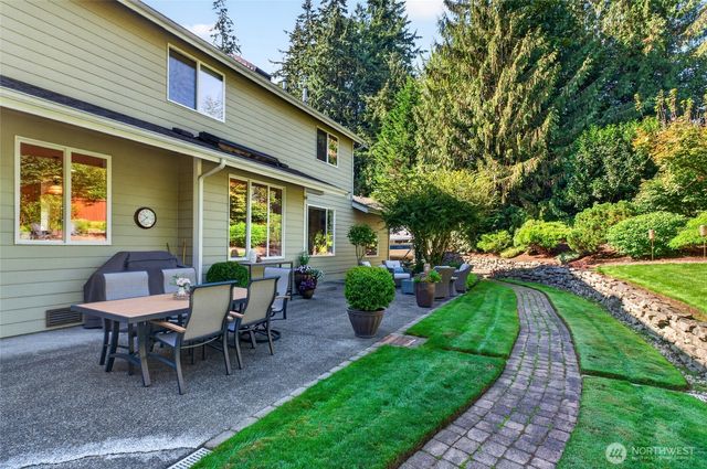 7601 127th Street Ct E, Puyallup, WA 98373