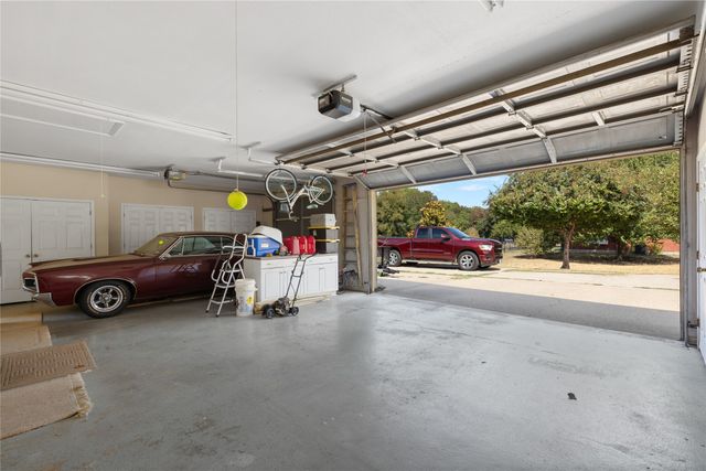 1315 Red Oak Circle, Farmersville, TX 75442