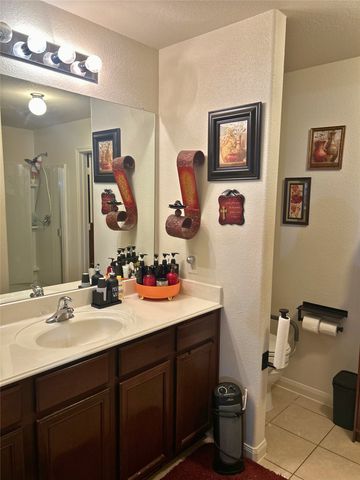 437 Buoy, Crowley, TX 76036