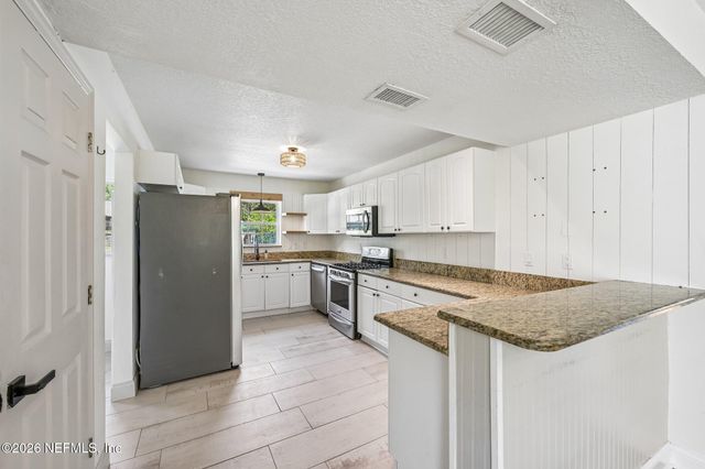 161 SHORT Trail, Green Cove Springs, FL 32043