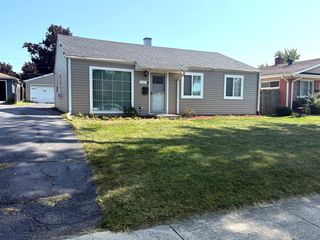 2411 Western Avenue, Waukegan, IL 60087