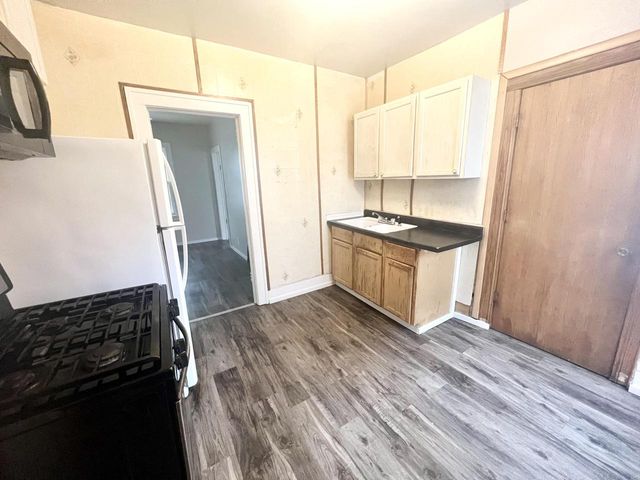 1506 68th STREET, Kenosha, WI 53143
