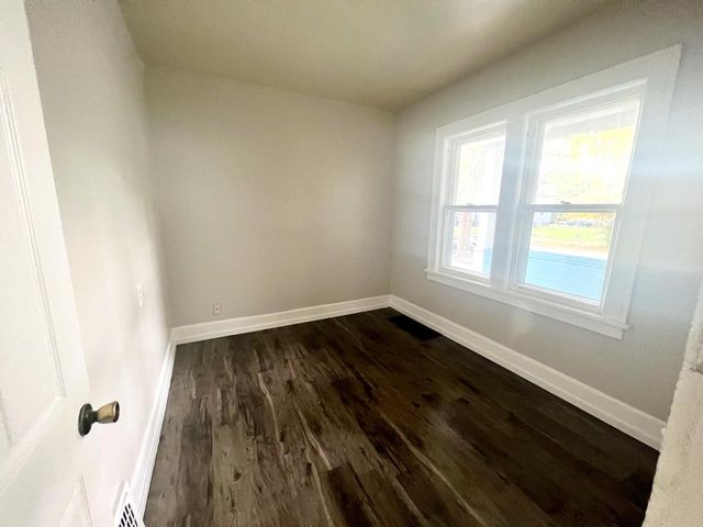 1506 68th STREET, Kenosha, WI 53143