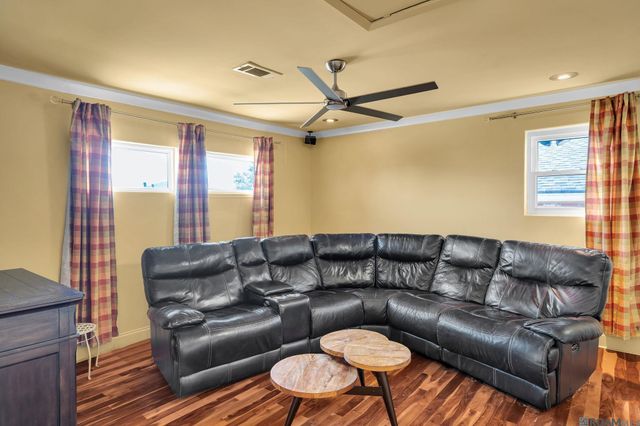 7531 Sandy Cove Drive, New Orleans, LA 70128