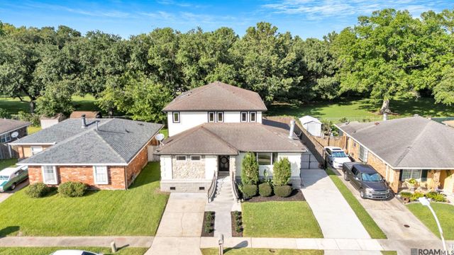 7531 Sandy Cove Drive, New Orleans, LA 70128