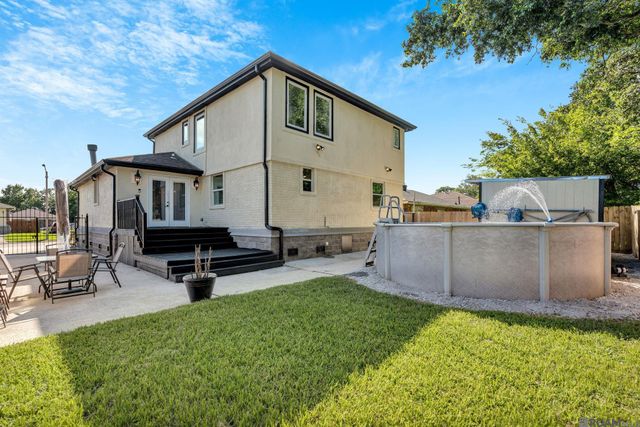 7531 Sandy Cove Drive, New Orleans, LA 70128