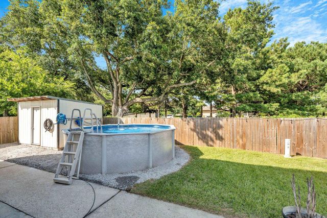 7531 Sandy Cove Drive, New Orleans, LA 70128