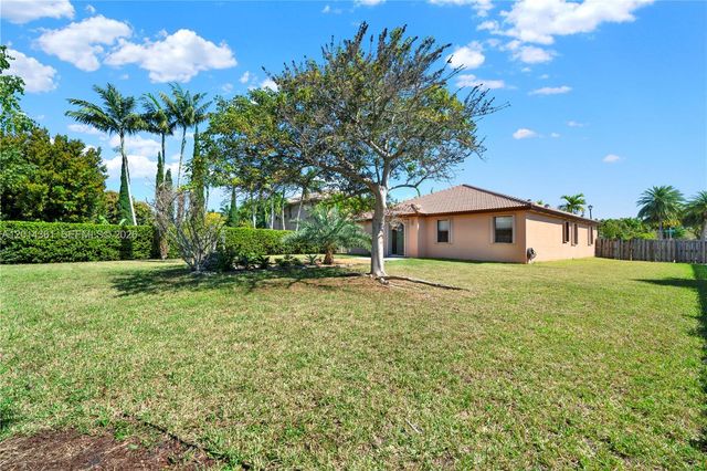 11924 SW 155th Ct, Miami, FL 33196