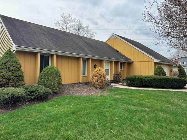 7602 Harcourt Drive, Fort Wayne, IN 46835