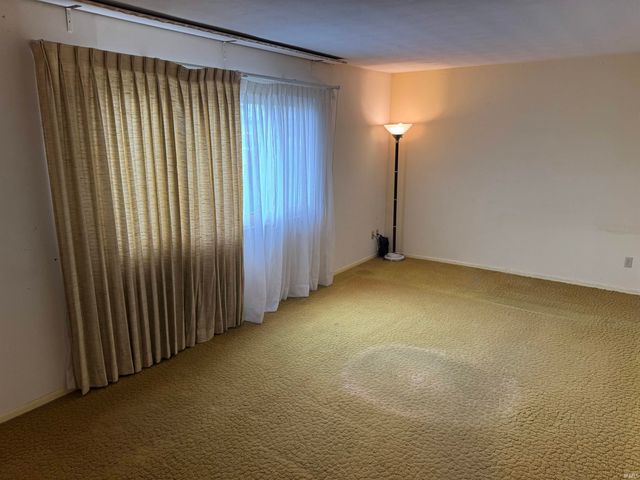 7602 Harcourt Drive, Fort Wayne, IN 46835