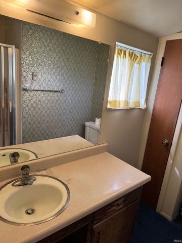 7602 Harcourt Drive, Fort Wayne, IN 46835