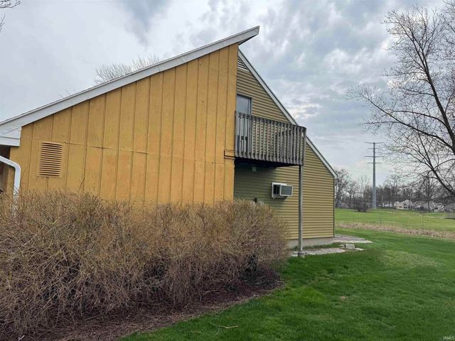 7602 Harcourt Drive, Fort Wayne, IN 46835