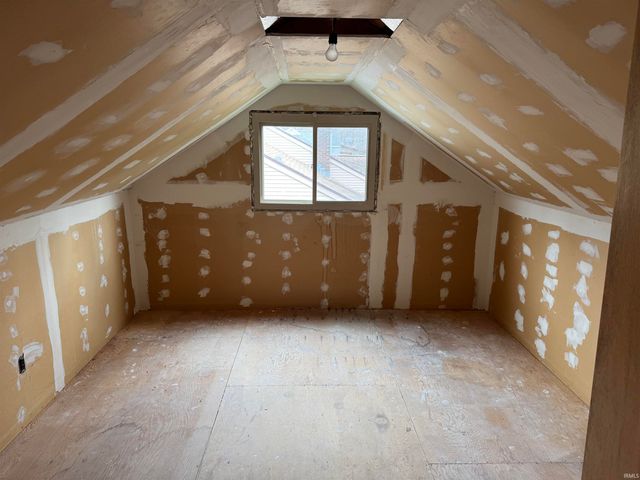 7602 Harcourt Drive, Fort Wayne, IN 46835