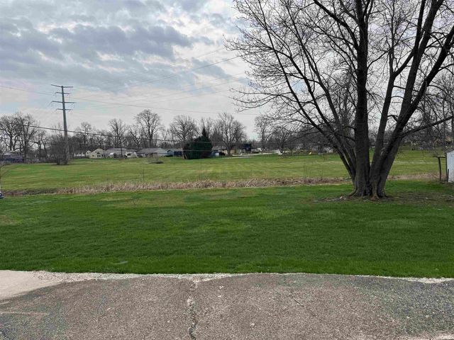 7602 Harcourt Drive, Fort Wayne, IN 46835