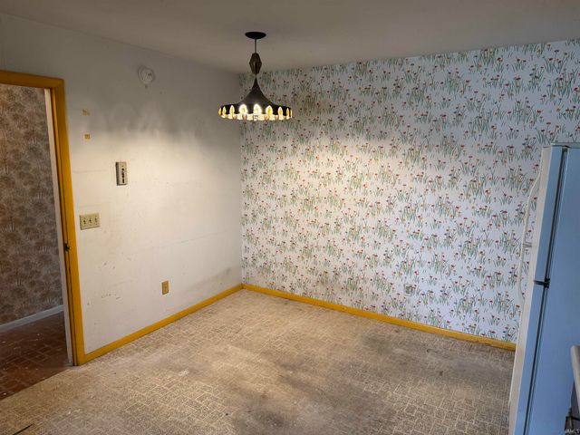 7602 Harcourt Drive, Fort Wayne, IN 46835