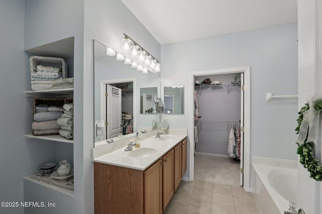 1870 COPPER STONE Drive F, Fleming Island, FL 32003