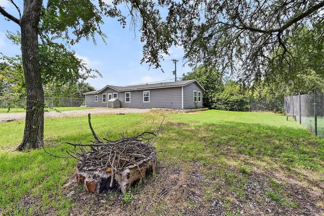 231 Juniper Drive, Pottsboro, TX 75076