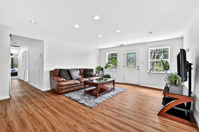 231 Juniper Drive, Pottsboro, TX 75076