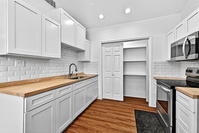 231 Juniper Drive, Pottsboro, TX 75076