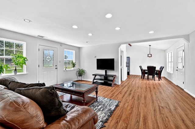 231 Juniper Drive, Pottsboro, TX 75076