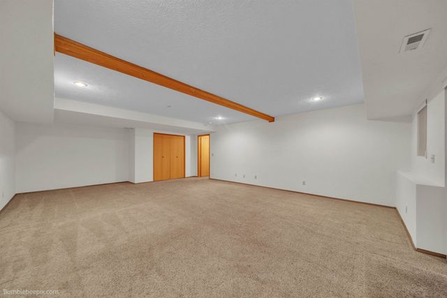 6916 N Prairie Crest Rd, Spokane, WA 99224