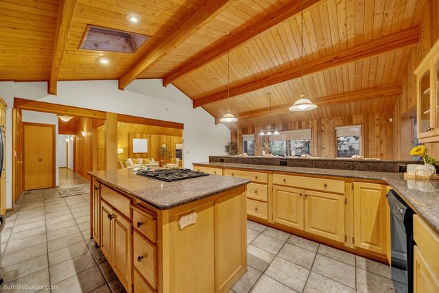 6916 N Prairie Crest Rd, Spokane, WA 99224