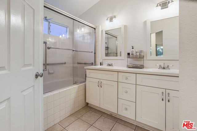 2538 Lowell Court, Simi Valley, CA 93065