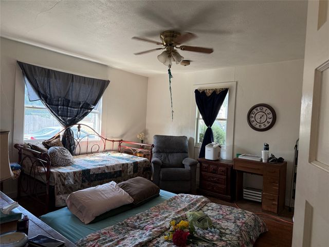 607 N Kirk Street, Hico, TX 76457