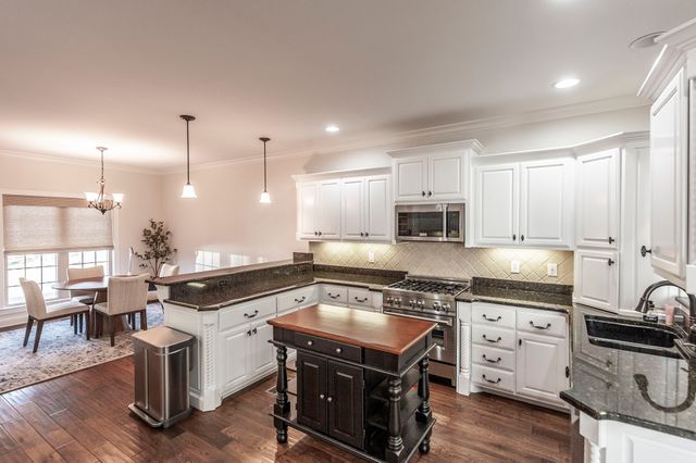 1022 Harness Cir, Gallatin, TN 37066