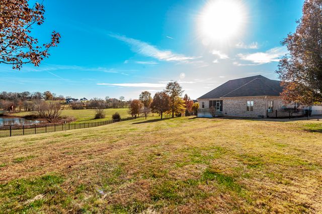 1022 Harness Cir, Gallatin, TN 37066