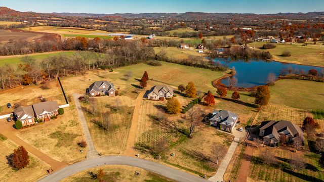 1022 Harness Cir, Gallatin, TN 37066