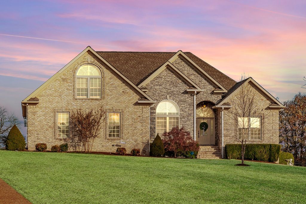 1022 Harness Cir, Gallatin, TN 37066