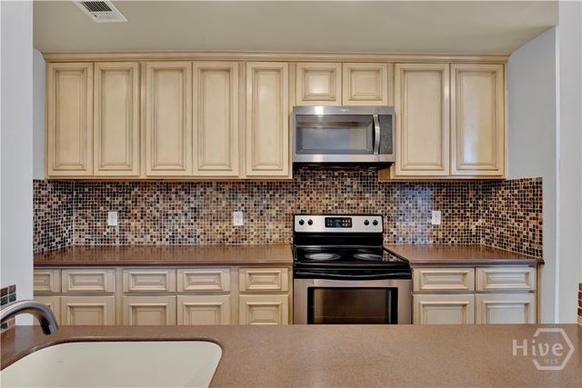 105 W Oglethorpe Avenue 307, Savannah, GA 31401