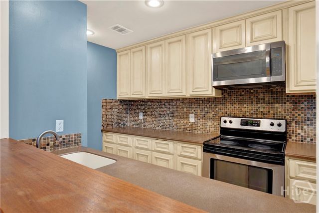 105 W Oglethorpe Avenue 307, Savannah, GA 31401