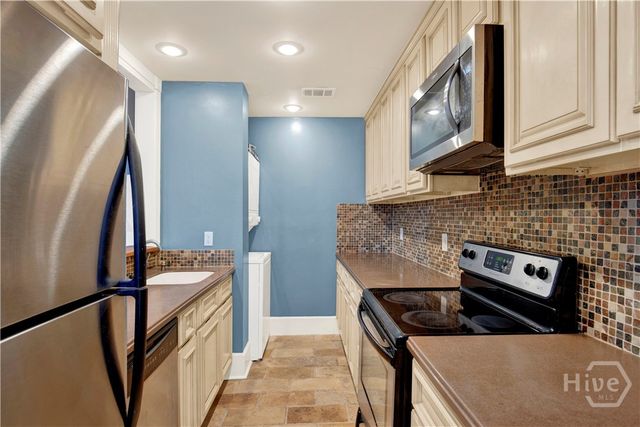 105 W Oglethorpe Avenue 307, Savannah, GA 31401