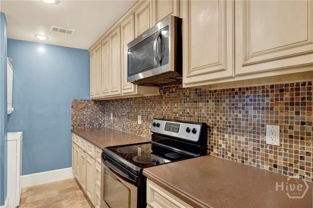 105 W Oglethorpe Avenue 307, Savannah, GA 31401