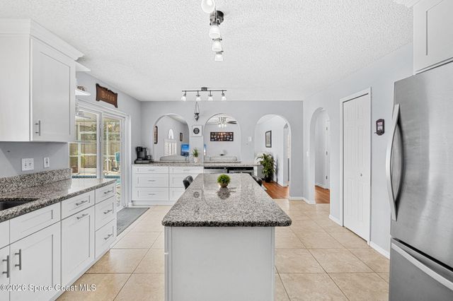 1161 White Oak Circle, Melbourne, FL 32934