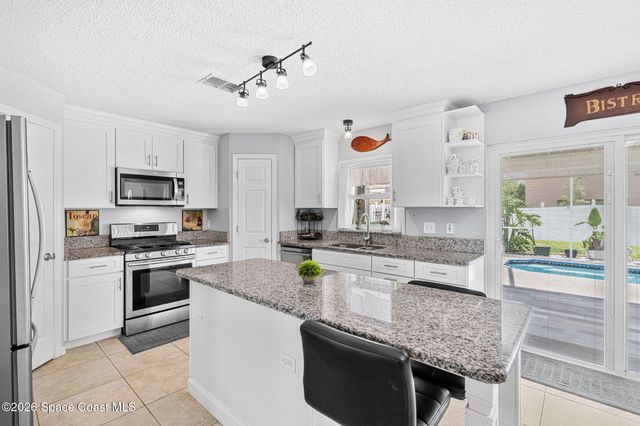 1161 White Oak Circle, Melbourne, FL 32934