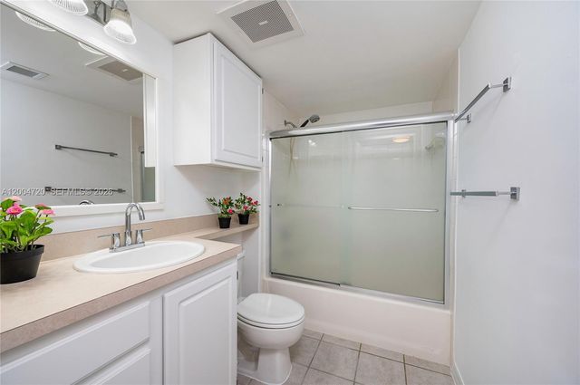 2665 SW 37th Ave 201, Miami, FL 33133