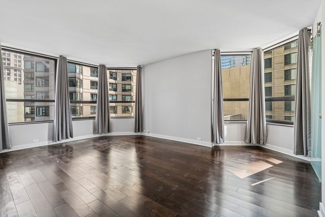 400 E Ohio Street 603, Chicago, IL 60611