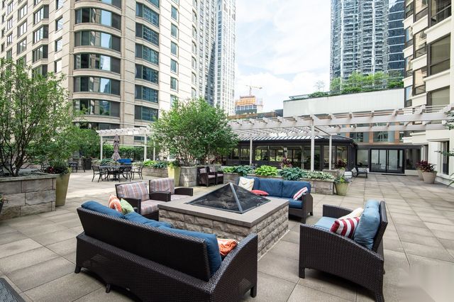 400 E Ohio Street 603, Chicago, IL 60611