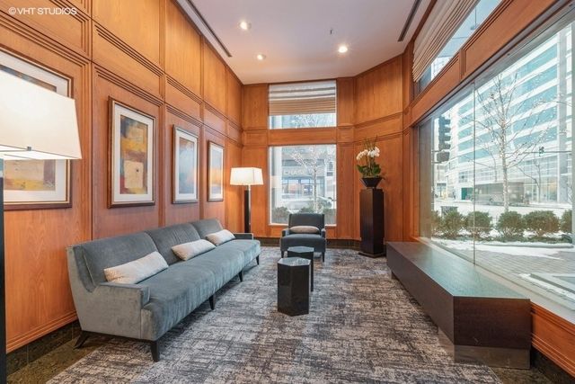400 E Ohio Street 603, Chicago, IL 60611